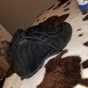 Nike Foamposite Triple Black